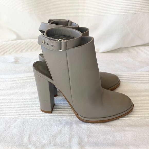 Vince Joanna Ankle-Strap Leather Booties Gray Leather Heels Shoes - Picture 3 of 16